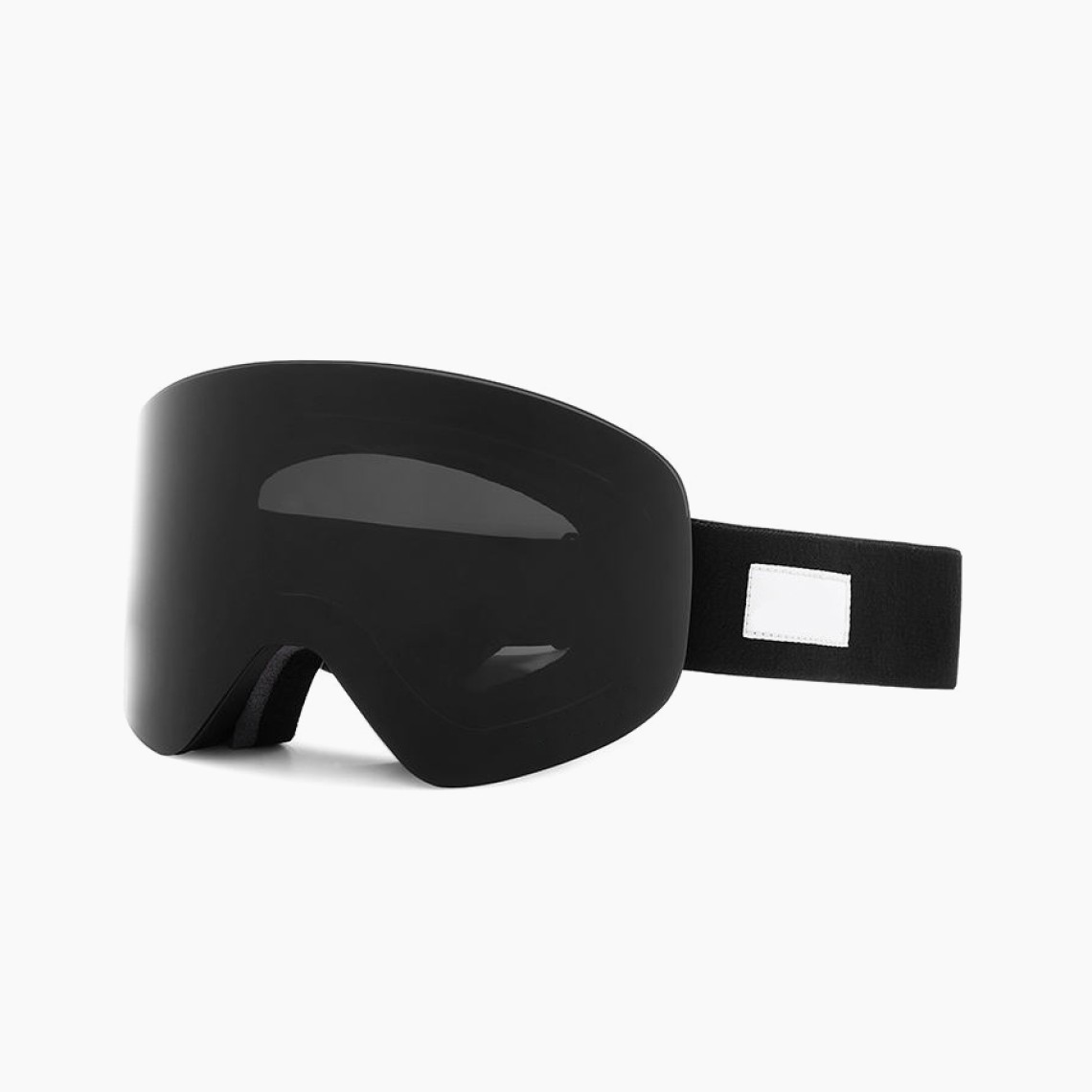 Cylindrical magnetic ski goggles