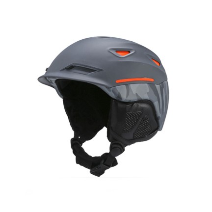 Durable adjustable vent winter snow helmet