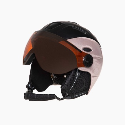 Anti-glare and anti-reflective ski helmet